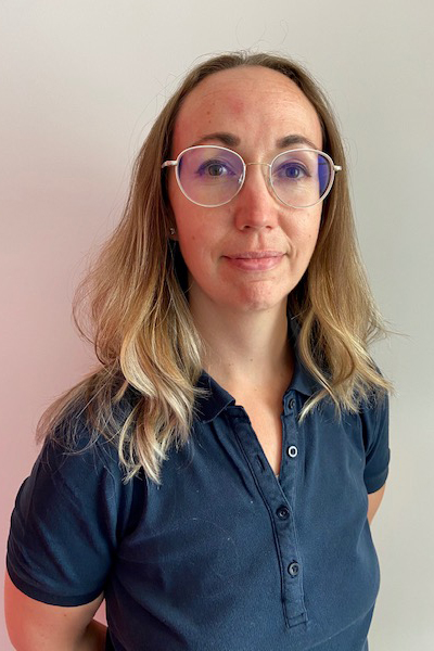 Aurore-Assistante-Dentiste-Is-sur-Tille